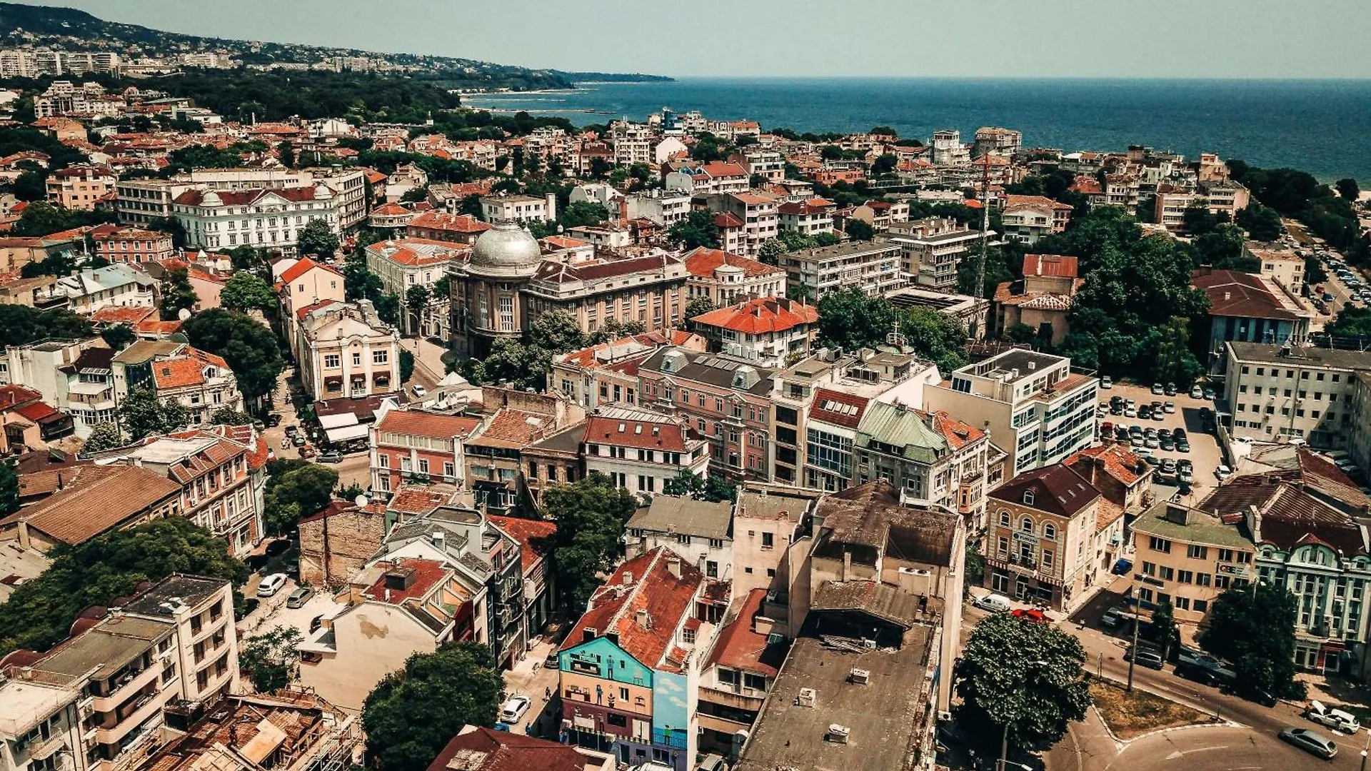 Cozy 1-Bedroom Apartment 5 Min From The Beach Varna Bulgaria