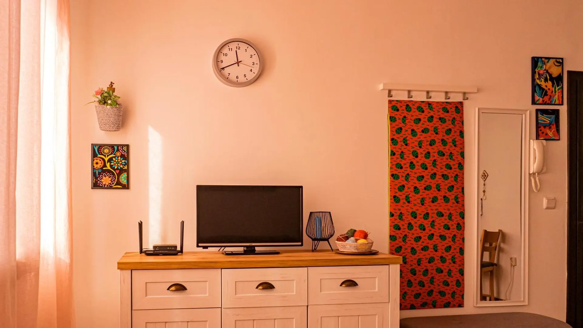Cozy 1-Bedroom Apartment 5 Min From The Beach Varna